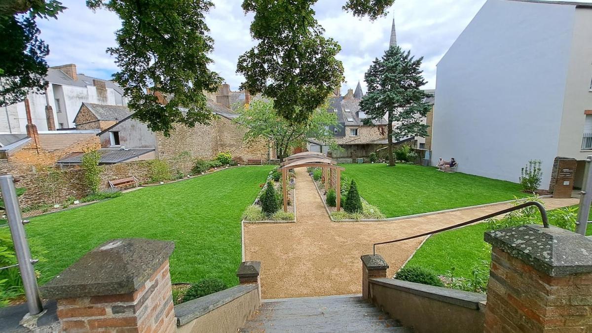Studio-Centre Ville Châteaubriant Chambre photo